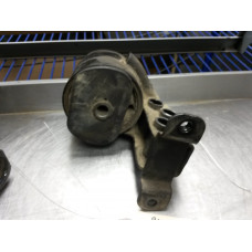 94V110 Motor Mount Bracket For 96-99 Hyundai Accent  1.5